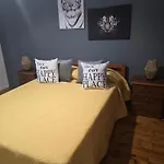 Casa Apito Dourado * Ponta Delgada (Sao Miguel)